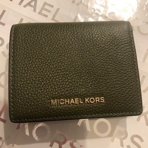 Michael Kors Small Mercer Wallet Olive NWT/ Gold Logo